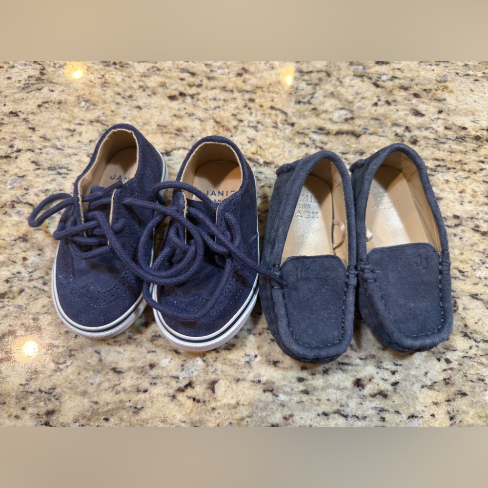 ♻️ EUC 2 pairs of Janie and Jack Navy Blue suede shoes